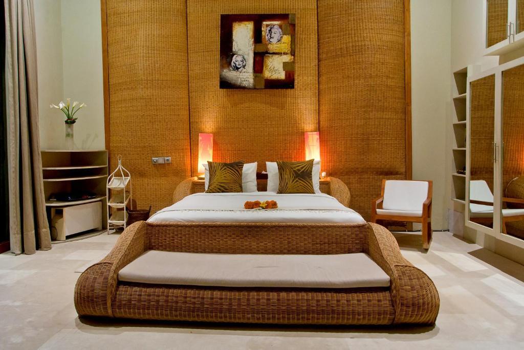 Eko Villa Seminyak - Tropical Villa, Walk To Beach Room photo