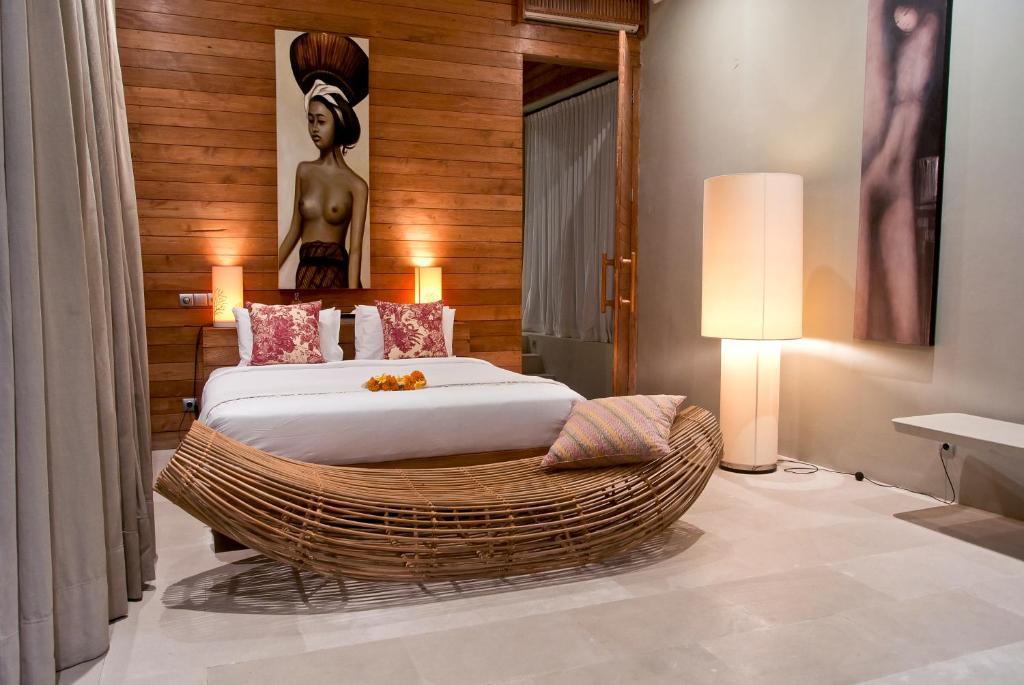 Eko Villa Seminyak - Tropical Villa, Walk To Beach Exterior photo