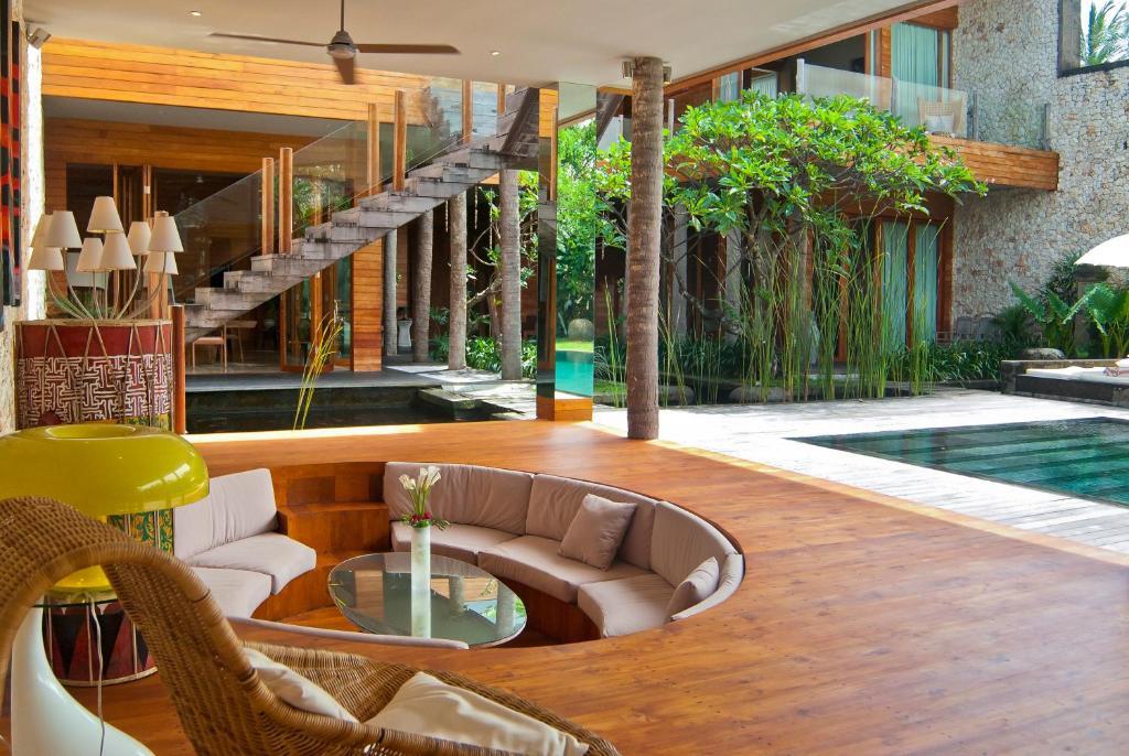 Eko Villa Seminyak - Tropical Villa, Walk To Beach Exterior photo