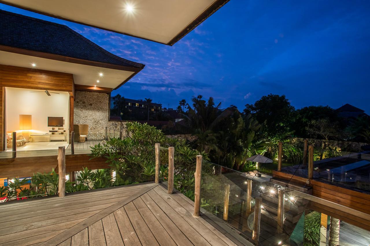 Eko Villa Seminyak - Tropical Villa, Walk To Beach Exterior photo