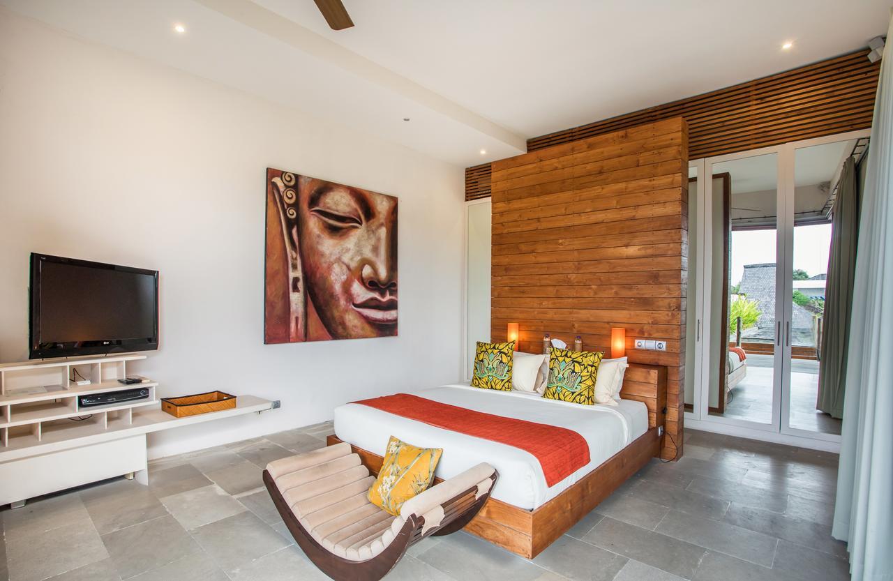 Eko Villa Seminyak - Tropical Villa, Walk To Beach Exterior photo
